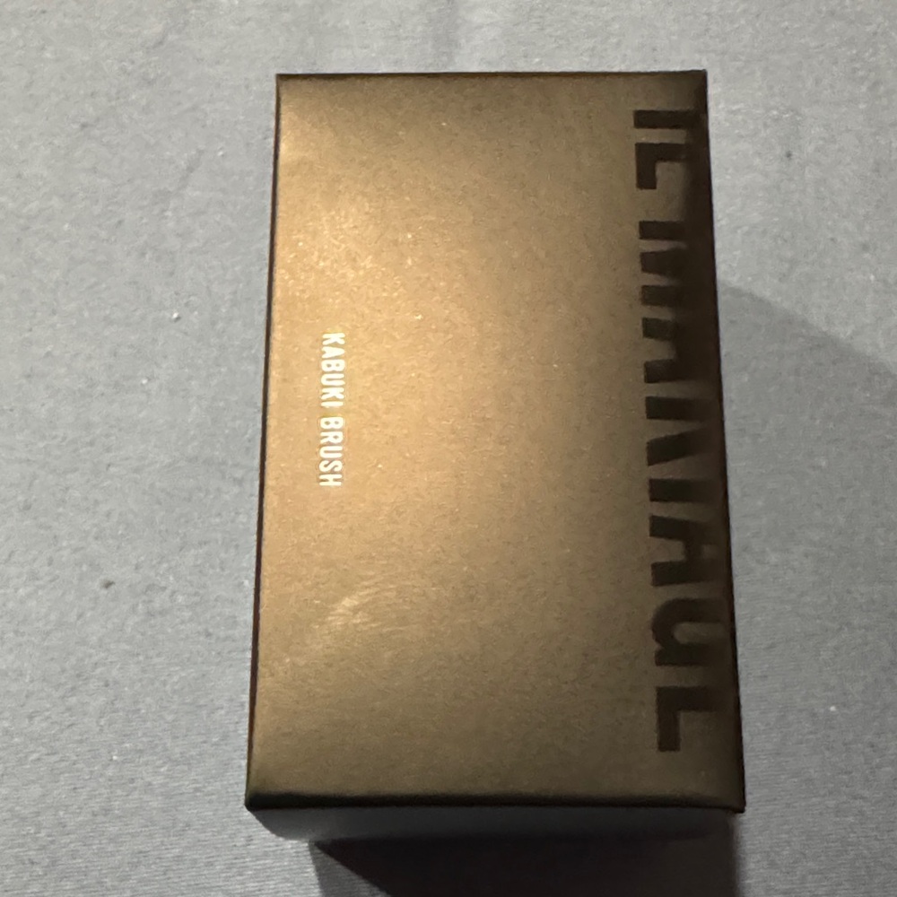 IL MAKIAGE Kabuki Brush